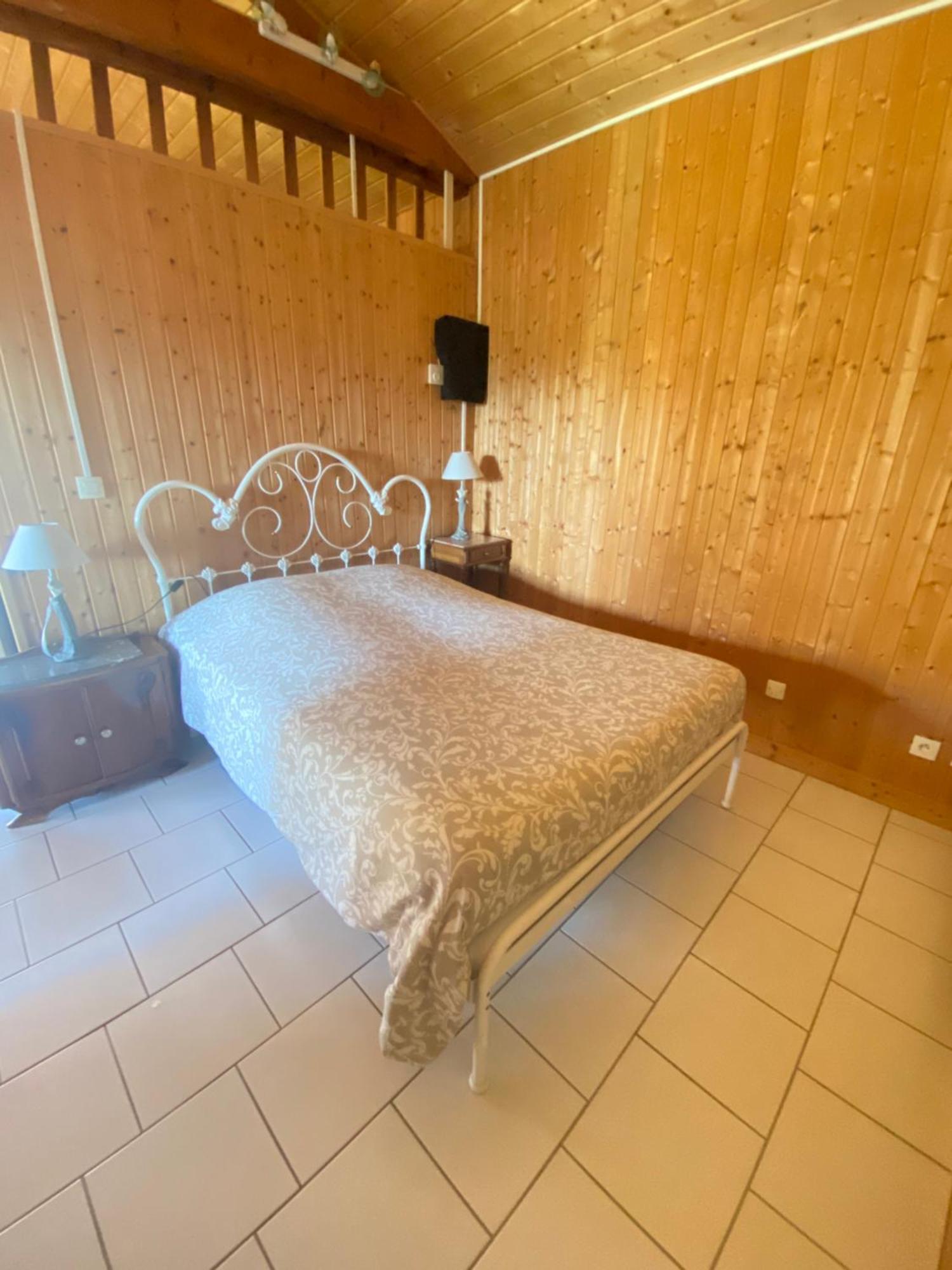 Gite Les Sablieres Saint-Lattier ภายนอก รูปภาพ